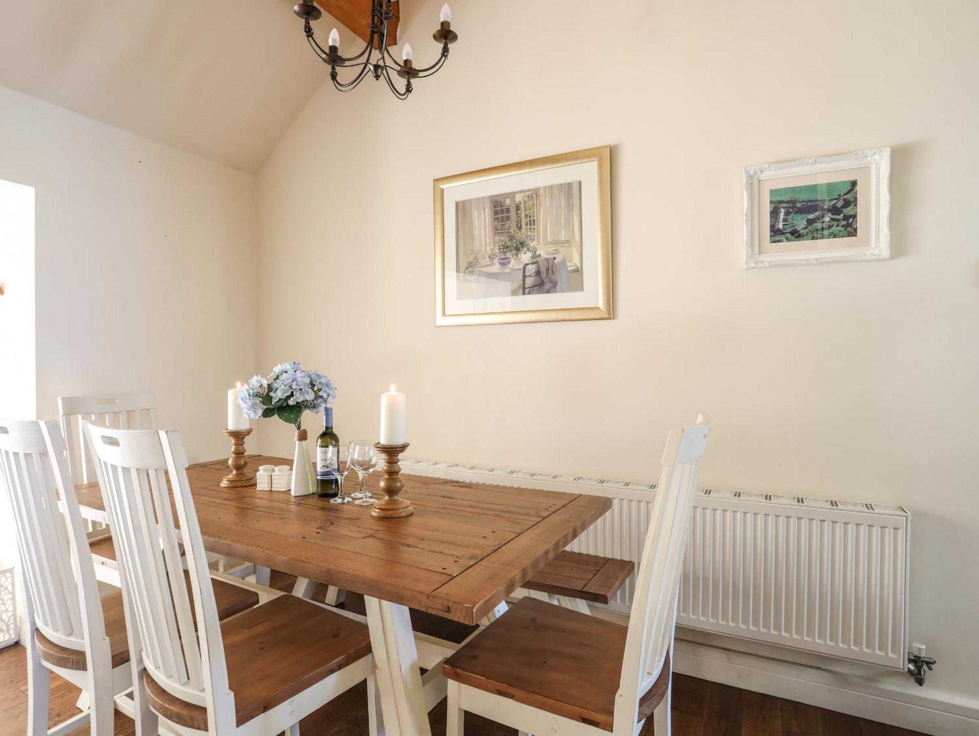 Cosy Barn Villa Dwyran Ngoại thất bức ảnh
