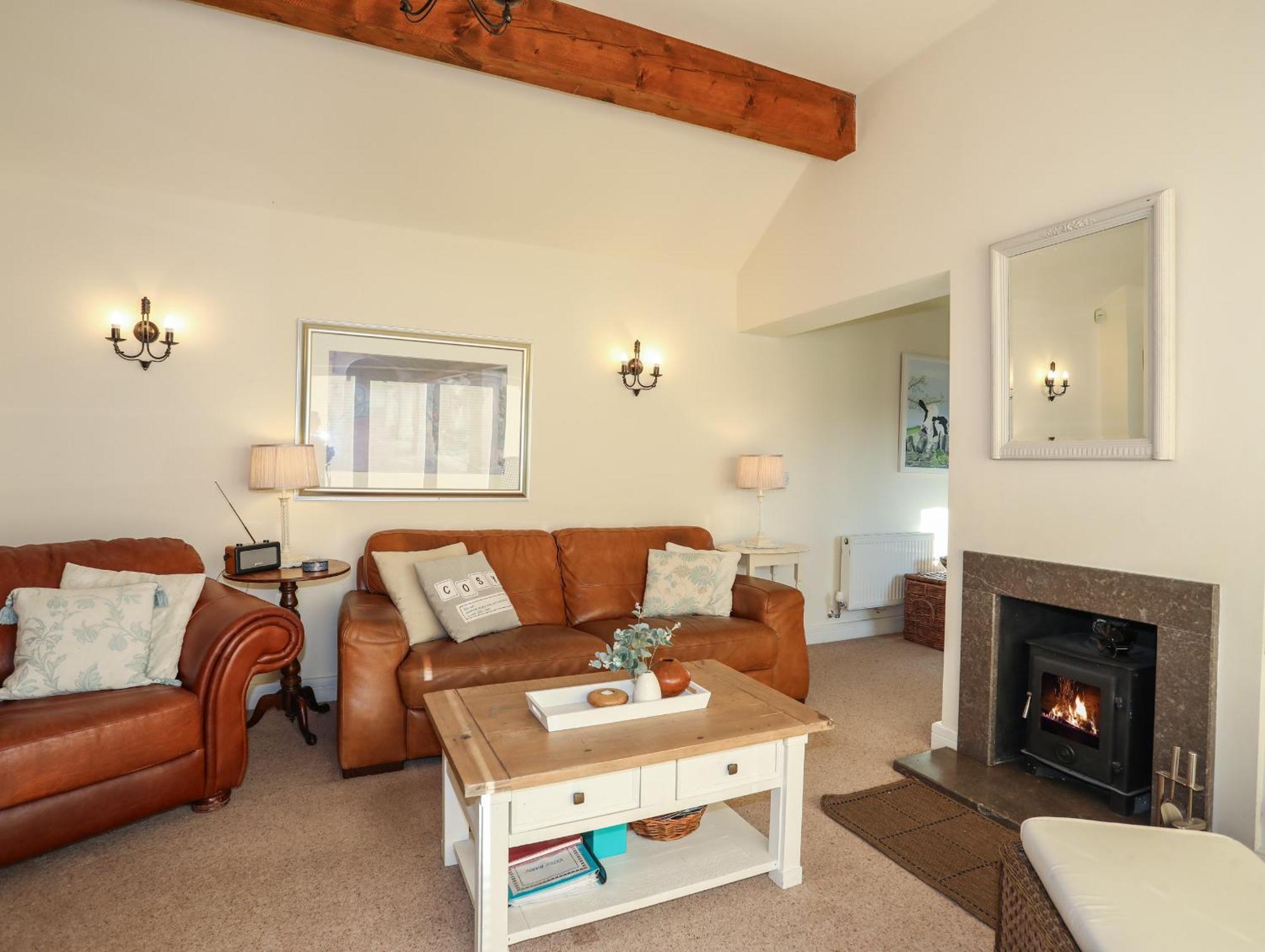 Cosy Barn Villa Dwyran Ngoại thất bức ảnh